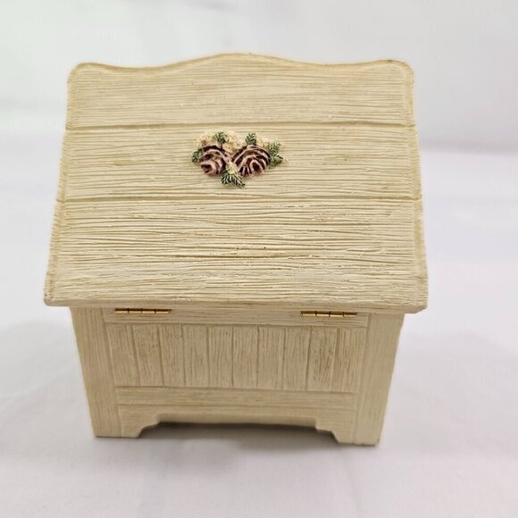 Vintage 1997 FIGI Hope Chest Box Hinged Sleeping Cat Trinket Box Home Décor - Picture 16 of 16